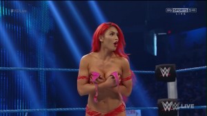 Eva Marie has a wardrobe malfunction before her match vs. Becky Lynch- Smac...