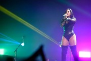 Деми Ловато (Demi Lovato) 'Honda Civic Tour Future Now' at KFC YUM! Center in Louisville, 29.07.2016 (20xHQ) B7a8d0500234601