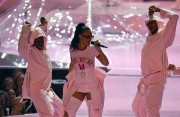 рианна - Рианна (Rihanna) MTV Video Music Awards in New York City, 28.08.2016 (27xHQ) 12981f503766038