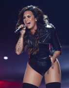 Деми Ловато (Demi Lovato) 'Honda Civic Tour Future Now' at the Sleep Train Amphitheatre in Chula Vista, 14.08.2016 (9xHQ) 656290503764085