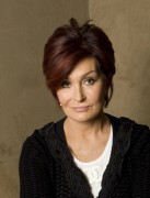 Шэрон Осборн (Sharon Osbourne) фото Michael Sofronski, Лондон, 19 марта 2009 - 13xHQ 6cbe77503771810