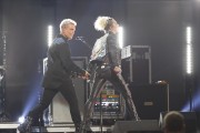 Майли Сайрус (Miley Cyrus) Performing with Billy Idol at the 2016 iHeartRadio Music Festival in Las Vegas, 23.09.2016 (81xHQ) 8fc83e506980079