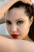 Анджелина Джоли (Angelina Jolie)   Araldo di Crollalanza Photoshoot, 1994 (33xHQ) D2ee67508252783