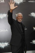 Морган Фриман (Morgan Freeman) 'The Dark Knight Rises' Premiere in New York City, 16.07.2012 - 47xHQ 2026e1512943025