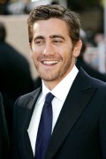 Джейк Джилленхол (Jake Gyllenhaal) 'Zodiac' Premiere & Photocall in Cannes 2007.05.17 - 74xНQ A7ac1f512945655