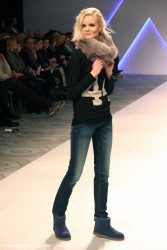 f60356513060663.jpg