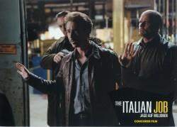 Ограбление по-итальянски / The Italian Job (Марк Уолберг, Шарлиз Терон, Эдвард Нортон, Джейсон Стэйтем, 2003) 6e84d3513408554