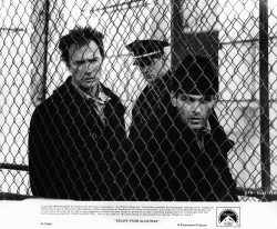 Побег из Алькатраса / Escape from Alcatraz (Клинт Иствуд, 1979) D4dbf0515854388
