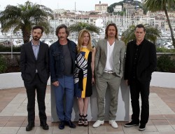 Брэд Питт (Brad Pitt) 65th Annual Cannes Film Festival 22.05.2012 (149xHQ) Fe55b2517191596