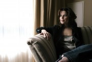 Нив Кэмпбелл (Neve Campbell) Jeff Vespa - 'When Will I Be Loved' Portraits, 10.09.2004 - 18xHQ A2ed63517453797