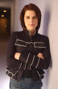 Нив Кэмпбелл (Neve Campbell) talks about her new film, 'The Company' in San Francisco (1xHQ) Bb709e517461295