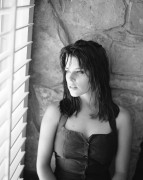 Нив Кэмпбелл (Neve Campbell) Dan Chavkin Photoshoot (5xHQ) 2a8d04517562610