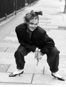 Мадонна (Madonna)  Joe Bangay photoshoot, London, 1982 - 15xHQ 84ea38517690881