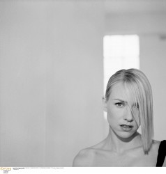 Наоми Уоттс (Naomi Watts) Tim Bauer Photoshoot - 54xHQ 0c54ad518167284