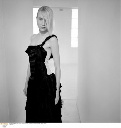 Наоми Уоттс (Naomi Watts) Tim Bauer Photoshoot - 54xHQ E0b50d518167228