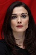 Рэйчел Вайс (Rachel Weisz) 'Oz the Great And Powerful' Press Conference (15.02.13) - 50xHQ 065181518240065