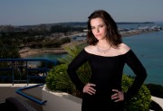 Эмили Хэмпшир (Emily Hampshire) Portrait Session, 65th Annual Cannes Film Festival (38xHQ) E7676a518341217