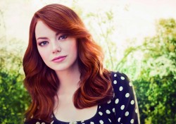 Эмма Стоун (Emma Stone) фото Poses for Revlon (3xНQ) 5d2170518593561