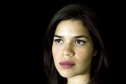 Америка Феррера (America Ferrera) Four Seasons Hotel Portraits 2008 - 18xHQ 3be389518664378