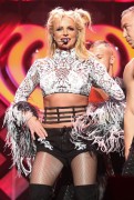 Бритни Спирс (Britney Spears) Performing At 102.7 KIIS FM's Jingle Ball In Los Angeles, 02.12.2016 - 149xHQ 47bbe4518667065