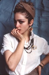 Мадонна (Madonna)  Laura Levine Photoshoot 1982 - 6xHQ 3bb747518832973