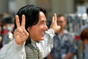 Джеки Чан (Jackie Chan) 06.05.2003 в Берлине показ фильма "Вокруг света за 80 дней" (27xHQ) 5cd034519261843
