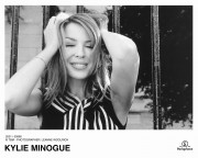 Кайли Миноуг (Kylie Minogue) Leanne Woolrich Photoshoot 2001 (10xHQ) 43c3bf519364086