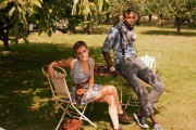 Эмма Уотсон (Emma Watson) Modeling People Tree's Spring & Summer 2011 Collection (5xHQ) B10bef519388126