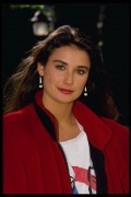 Деми Мур (Demi Moore) Various Early Photoshoots, 1980–1985 (3xHQ) Ebfa75519383256